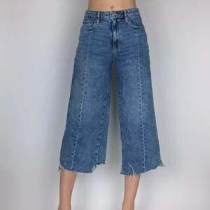 American Eagle Women's Blue Jeans